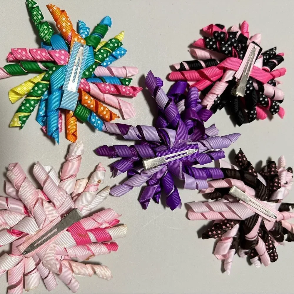 5 curly hair bows